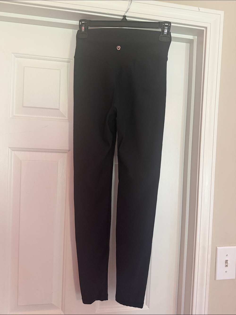 Classic Black buffbunny Leggings - Stretch Comfort - Picture 2 of 4